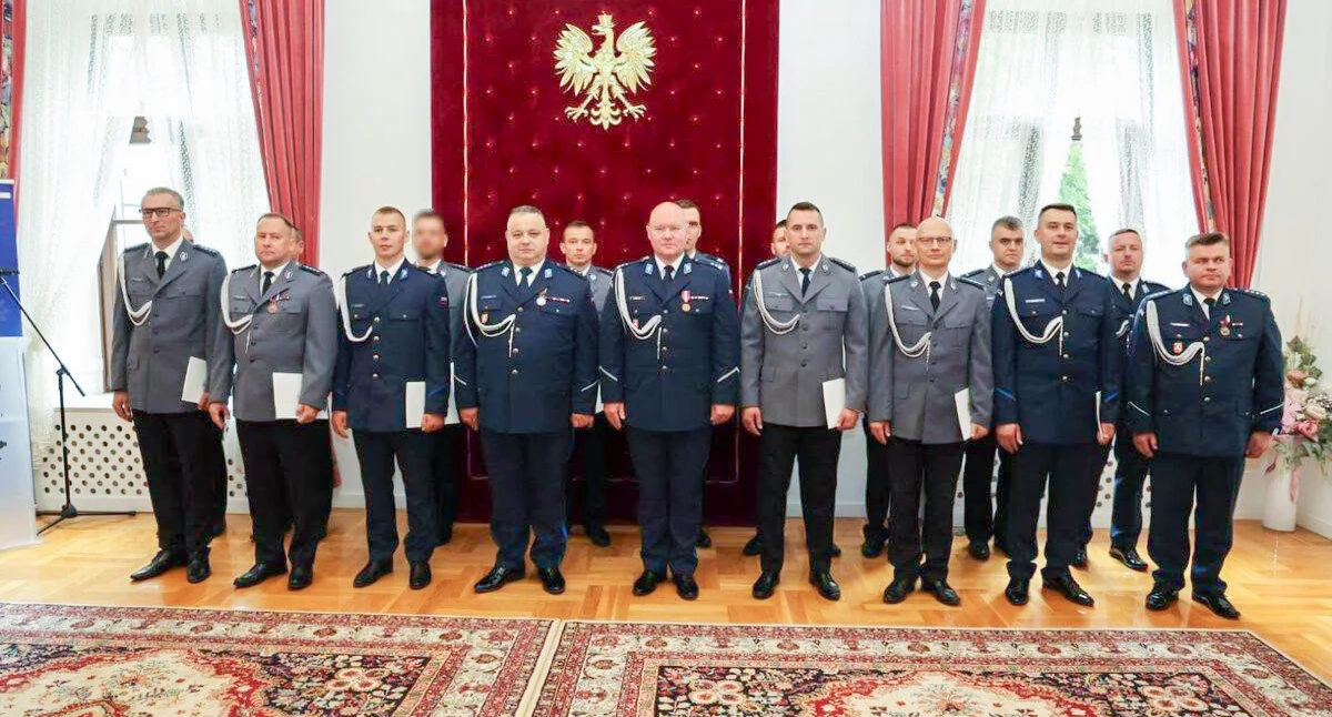 Ryccy policjanci świętowali. Były awanse i podziękowania za służbę