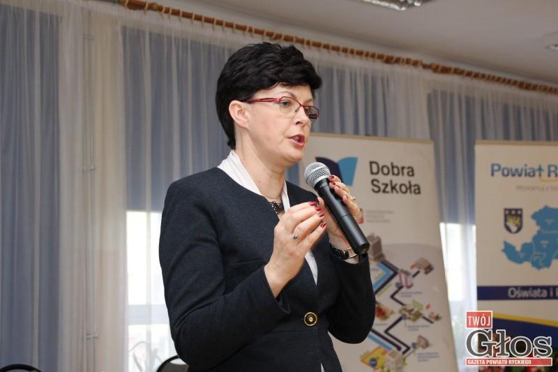 Z kuratorem o reformie oświaty