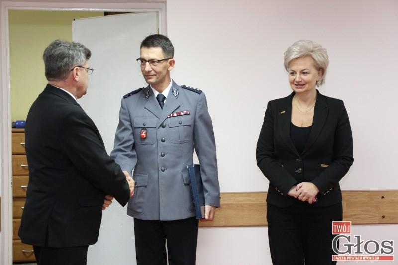 Radni pożegnali komendata