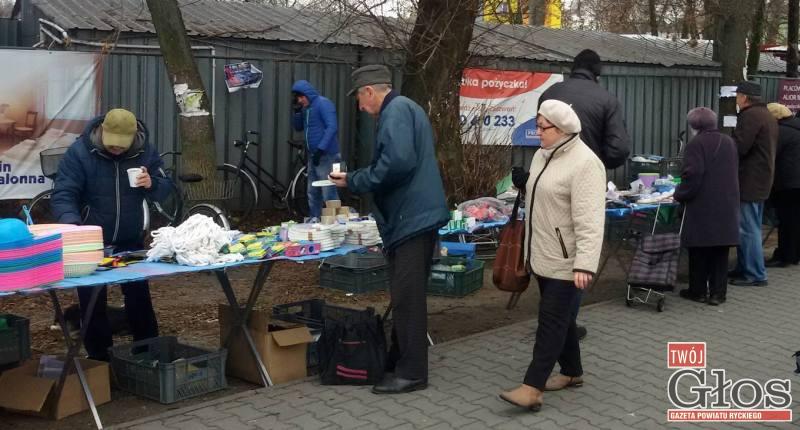 Poza targowiskiem już nie pohandlujesz
