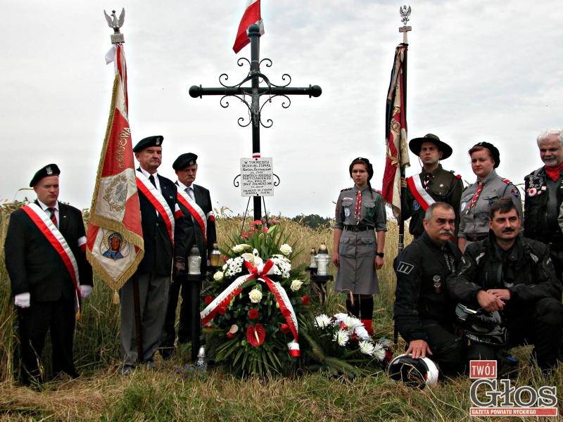 Upamiętnili 68. rocznicę śmierci majora Mariana Bernaciaka pseud. Orlik, legendarnego dowódcy Armii Krajowej