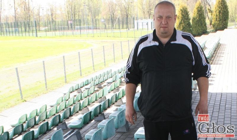 Prezes: Młodzież dewastuje i zaśmieca stadion