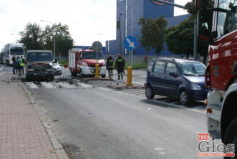 Wypadek w Rykach. Ciężarna kobieta w szpitalu