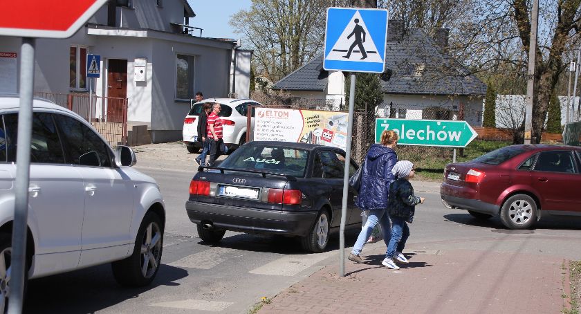 Będzie bezpieczniej na przejściach dla pieszych