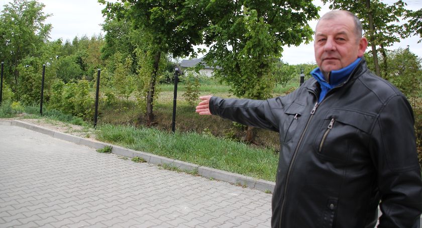 Ukradli strażakom ogrodzenie