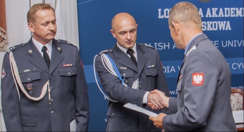 Oficerowie pożegnali się ze Szkołą Orląt