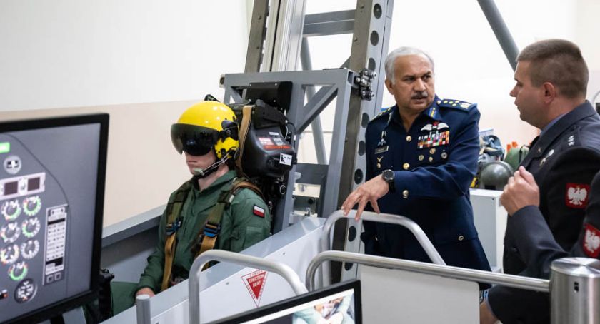 Wojskowi z Pakistanu odwiedzili Szkołę Orląt