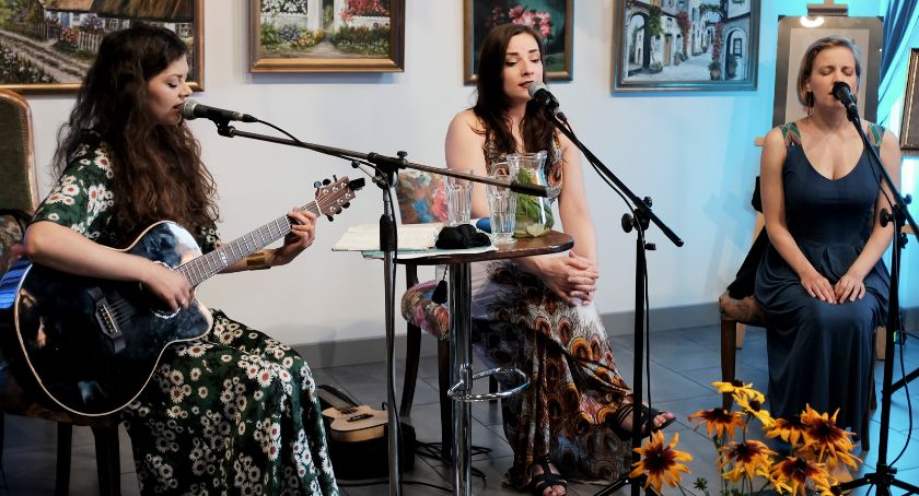 Ameryka w Rykach, czyli koncert zespołu 