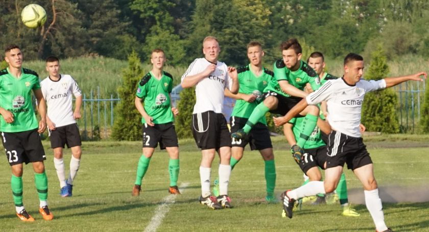 Cztery gole w meczu MKS-u z Amatorem