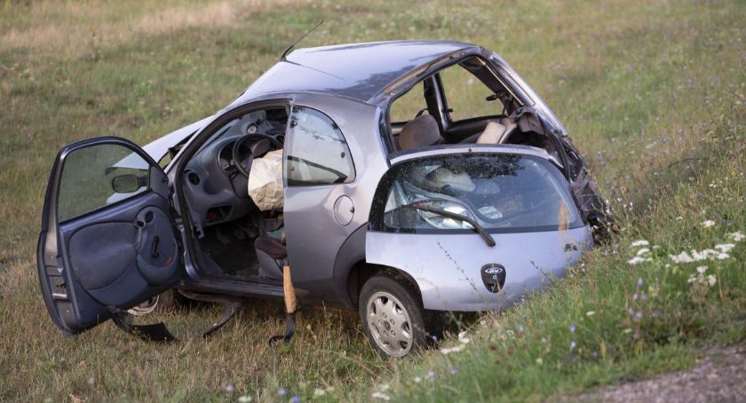 29-letni kierowca zmarł w szpitalu. Policja poszukuje sprawcy wypadku