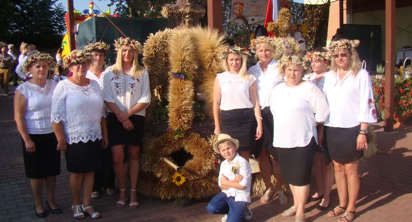 KGW Korzeniów i Ułęż z najpiękniejszymi wieńcami na gminnych dożynkach 