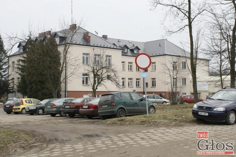Radni pozwolili wydzierżawić szpital nowemu podmiotowi