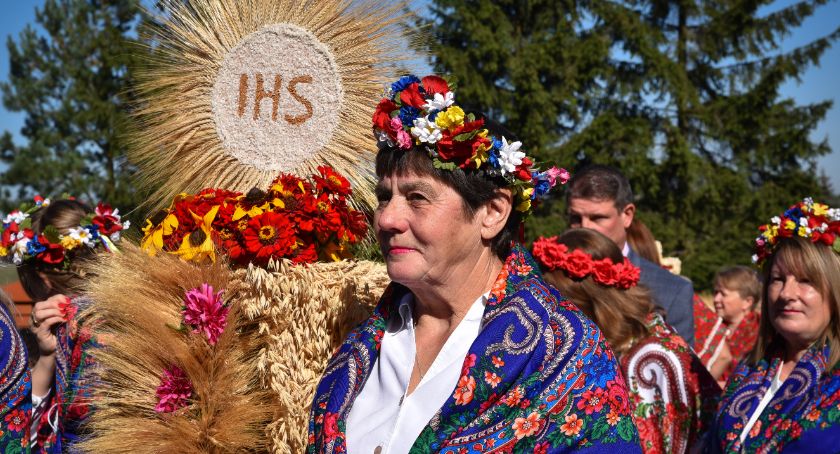 Święto żniwne i festyn w Woli Zadybskiej