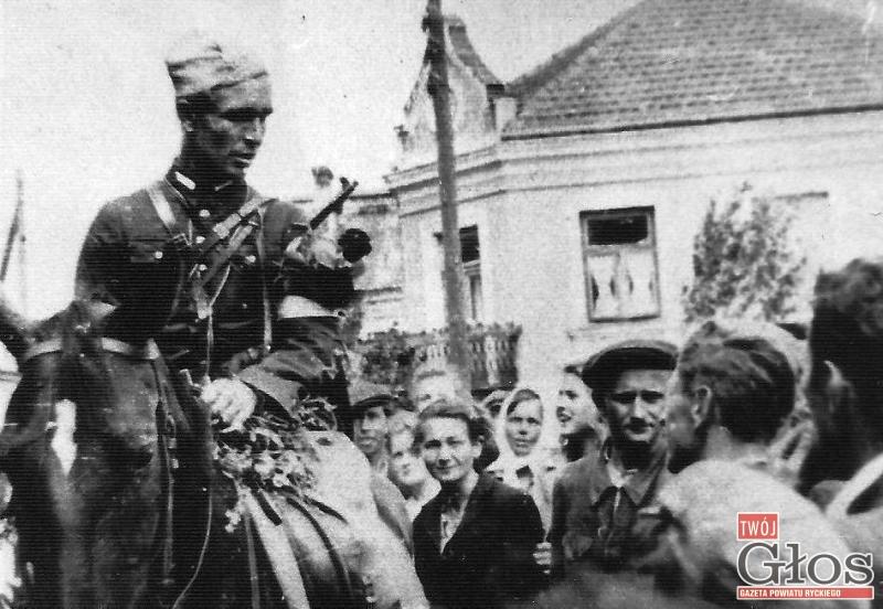 Zarządowi powiatu nie spodobał się Orlik na tablicy