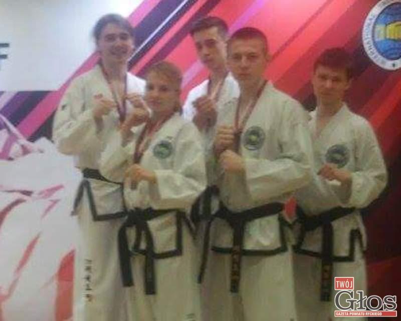 Brązowy Dęblin TAEKWON-DO Puchar Europy (Czech Open)