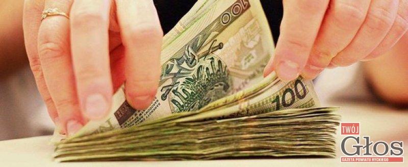 12 osób w powiecie zarobiło więcej niż milion złotych