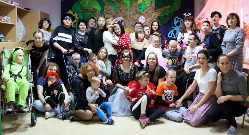 Zabawę poprowadziły wróżki Iwona, Edyta i Anita