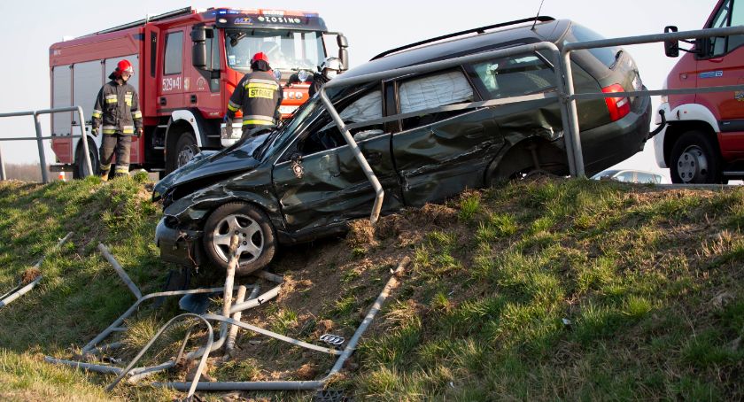 Zderzenie osobówek na kockiej