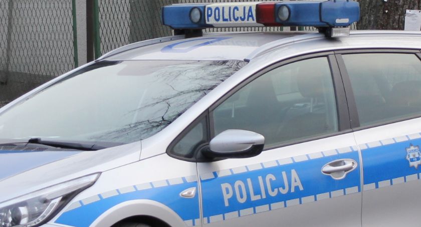 58-latek odbywa kwarantannę. Widziano go w sklepie i urzędzie gminy