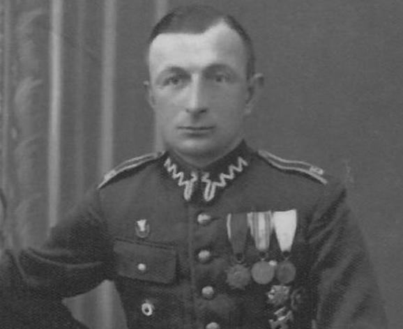 Ojca rozstrzelali hitlerowcy, syna więzili komuniści