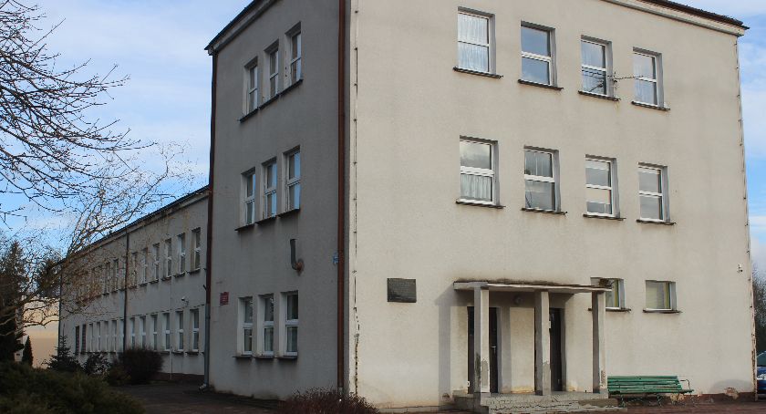 Wpłynęło 19 ofert na termomodernizację szkół
