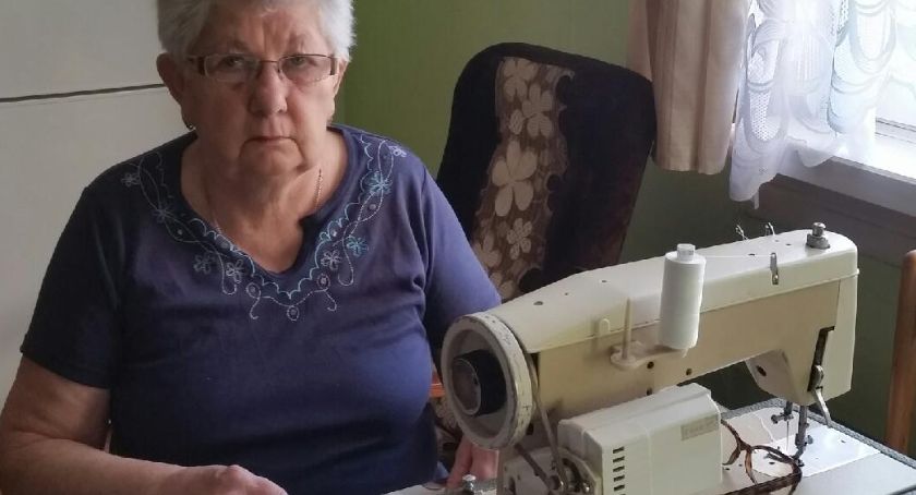 Ułęż: Gospodynie włączyły się w akcję szycia maseczek 
