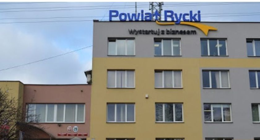 Starostwo przedłuża ograniczenia w obsłudze petentów