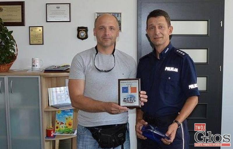 Zatrzymał sprawcę rozboju. Docenił go komendant