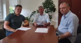 Nowy dach na zabytkowym kościele w Bobrownikach. Gmi&hellip;