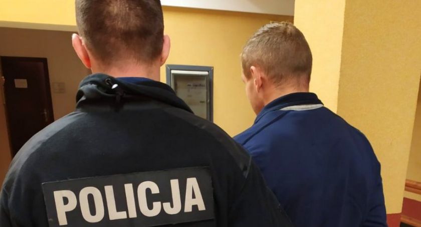 W Niemczu plądrowali posesję. Później właściciel został zaatakowany siekierą