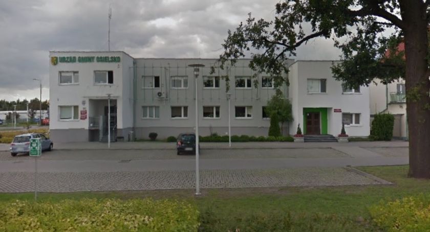 Mieszkańcy gminy Osielsko mają dość. Chcą zanieść śmieci pod urząd