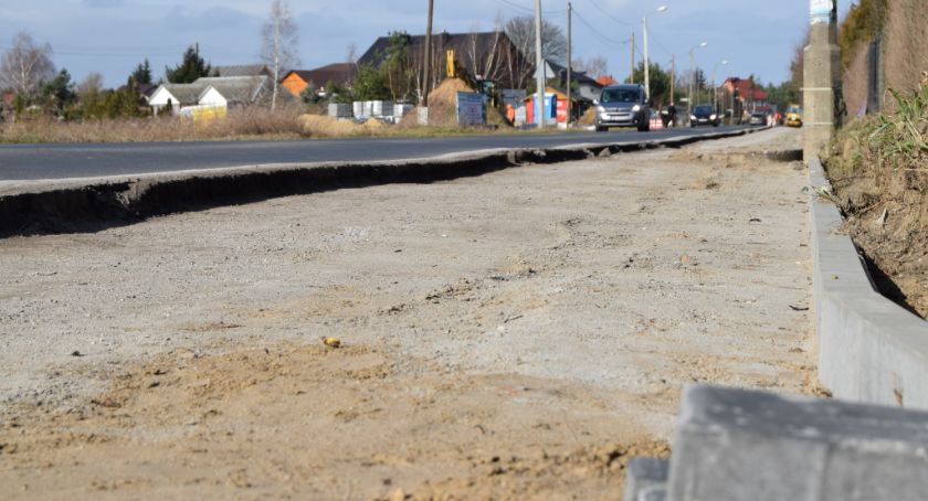 Trwa budowa ścieżki rowerowej z Samociążka do Bożenkowa. Gdzie będą następne? [ZDJĘCIA]