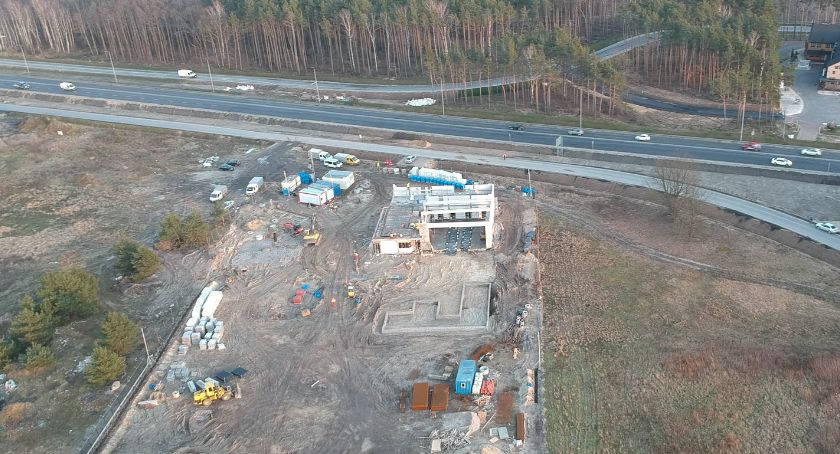 W Żołędowie trwa budowa nowej bazy LPR [ZDJĘCIA]