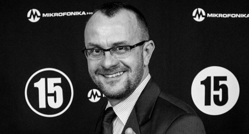 Nie żyje lektor telewizyjny Krzysztof Żurek. Zmarł nagle w pracy