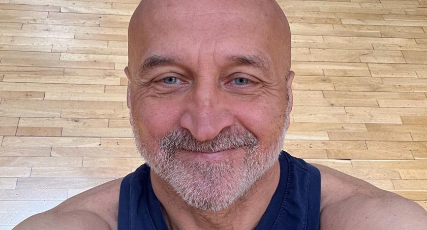 Kazimierz Marcinkiewicz pochwalił się urodziwą narzeczoną. Martyna zachwyca doskonałą figurą (FOTO)