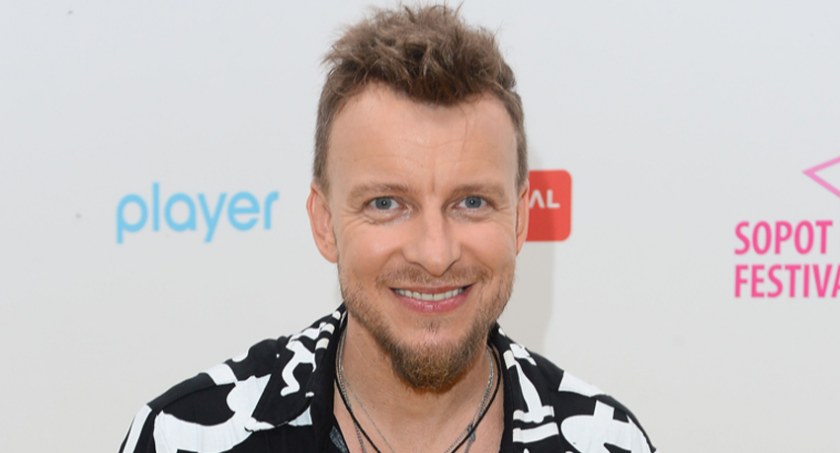 Piotr Kupicha po raz czwarty został ojcem. Pokazał pierwsze zdjęcie malutkiej córeczki