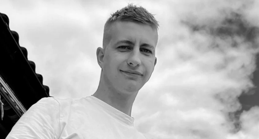 Nie żyje popularny tiktoker. Karol Pęciak żył ze sztuczną zastawką serca