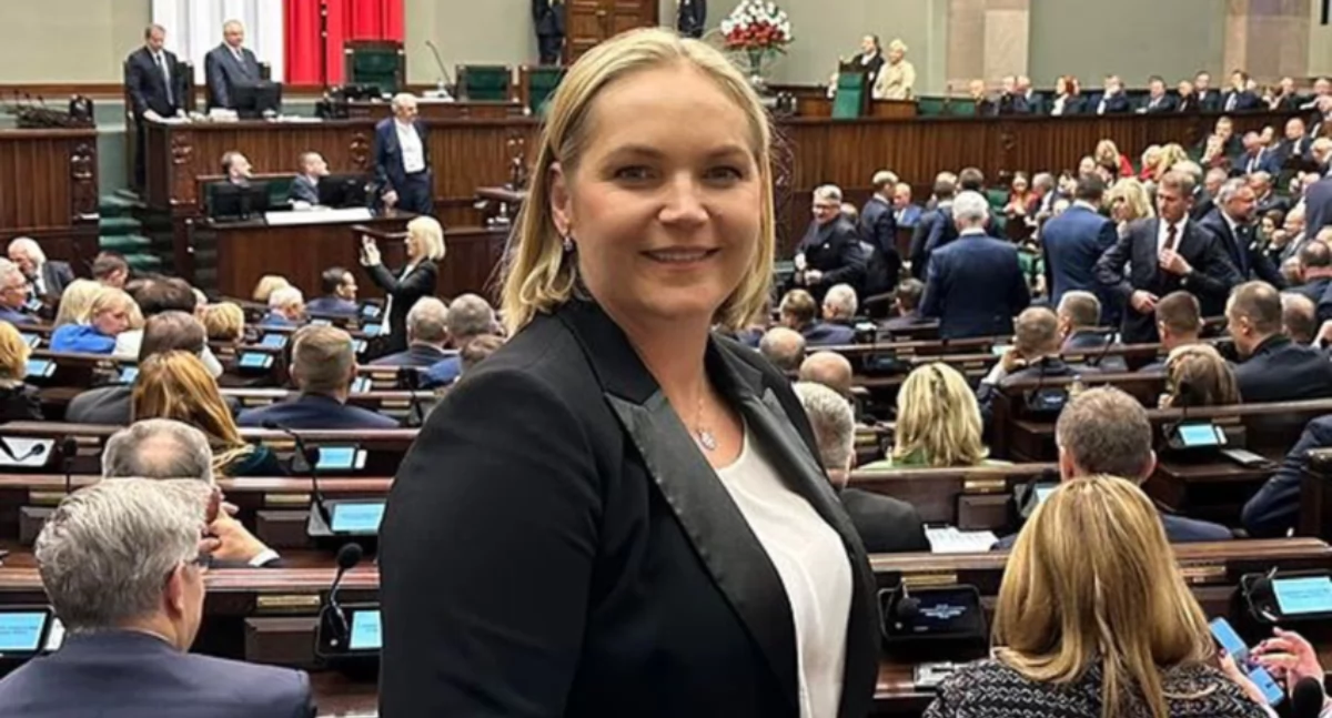 Dominika Chorosińska pochwaliła się wpłatą na PiS. Internauci o wysokości przelewu: Ciary żenady!