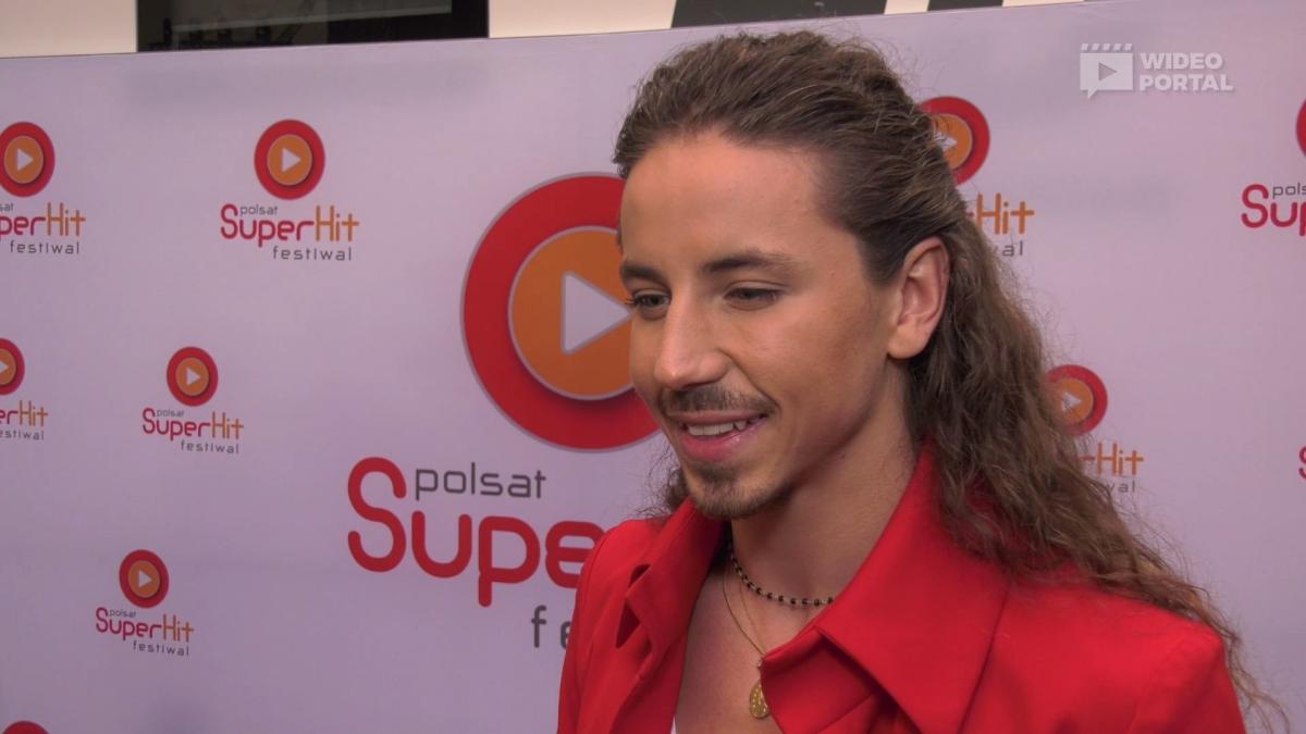 Michał Szpak: Lubię dzieci. Niedawno zostałem ojcem chrzestnym