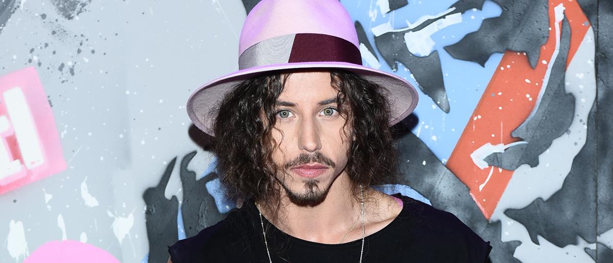 Michał Szpak nagle zakończył wywiad. 