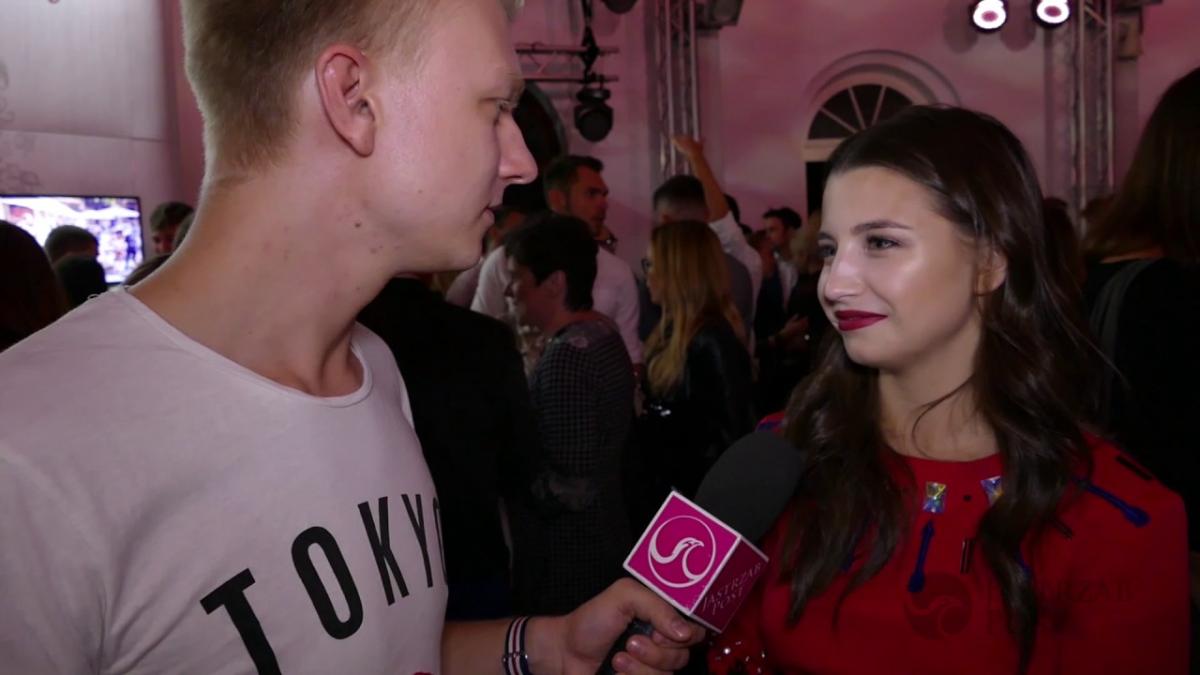 Julia Wieniawa tłumaczy się z noszenia różańca. Chwali się swoją wiarą?
