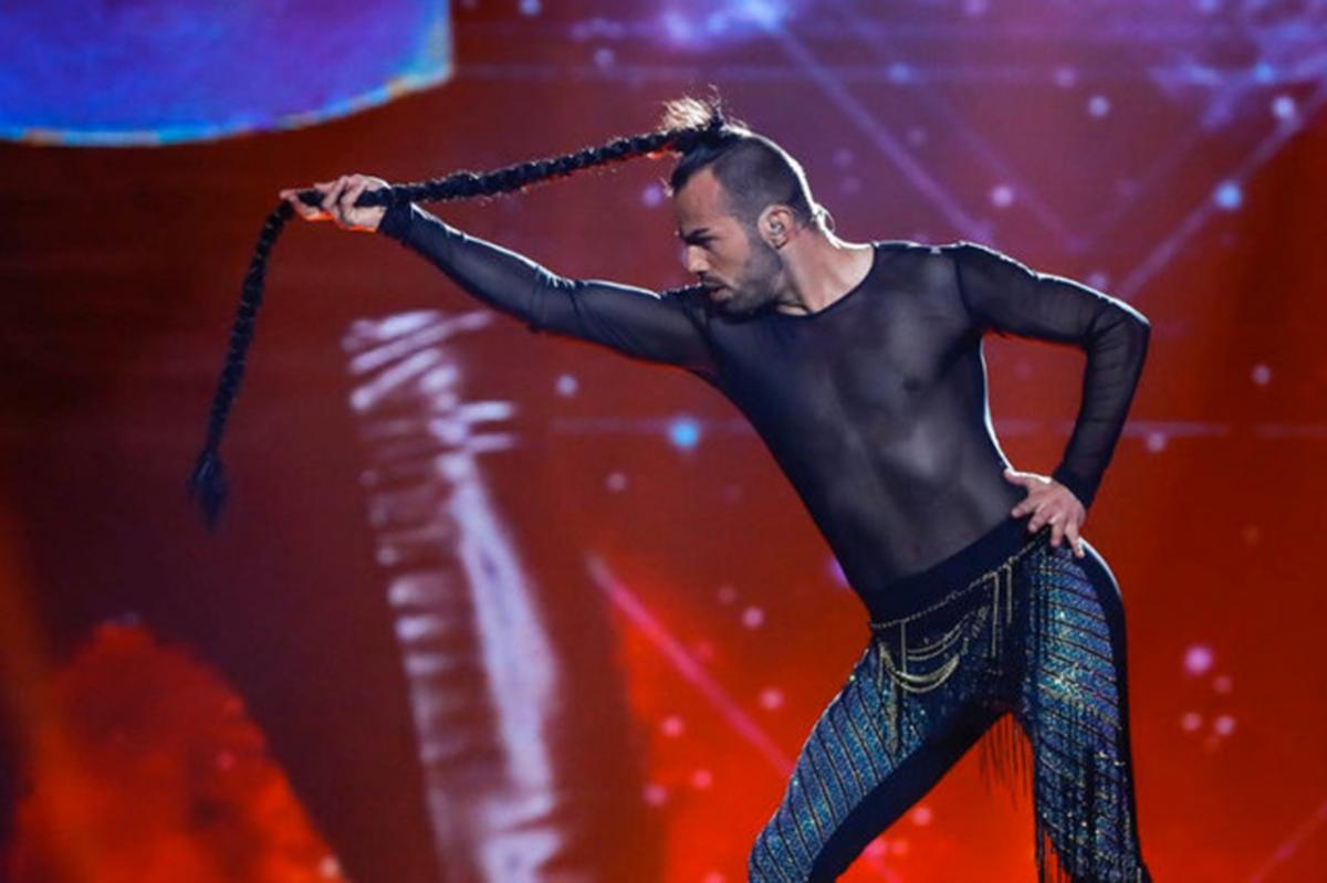 Najdziwniejszy uczestnik Eurowizji - człowiek z lassem na głowie