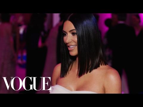 Kim Kardashian najskromniej ubraną gwiazdą na Gali MET. Zobacz minimalistyczny look