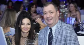 Młoda żona w tajemnicy spłaciła pięciu komorników Jacka Rozenka: Nie wiedziałem