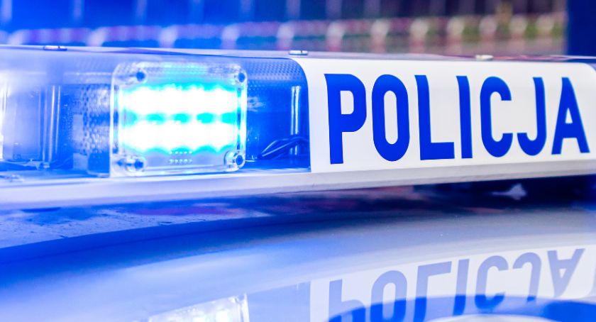 Nietrzeźwy, bez uprawnień przewoził w samochodzie dzieci