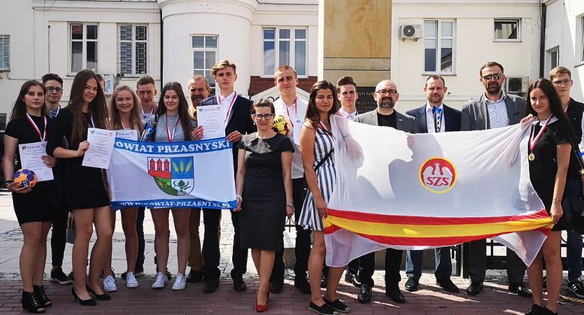 Podsumowanie powiatowego sportowego roku szkolnego w powiecie przasnyskim