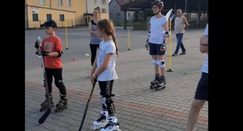 Pierwszy trening hokeja na rolkach zaliczony! [Wideo]