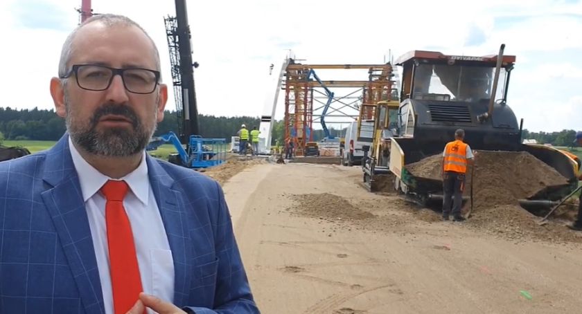 Budowa mostu za 12 milionów złotych na rzece Orzyc dobiega końca! [Wideo]