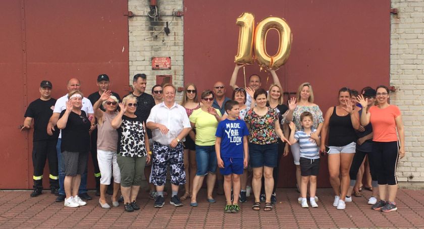 Jubileuszowy piknik z kapliczką w tle [Zdjęcia]
