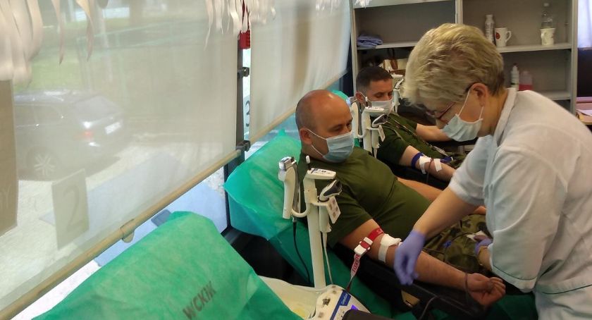 Duży sukces. 49 żołnierzy oddało prawie 20 litrów cennego daru